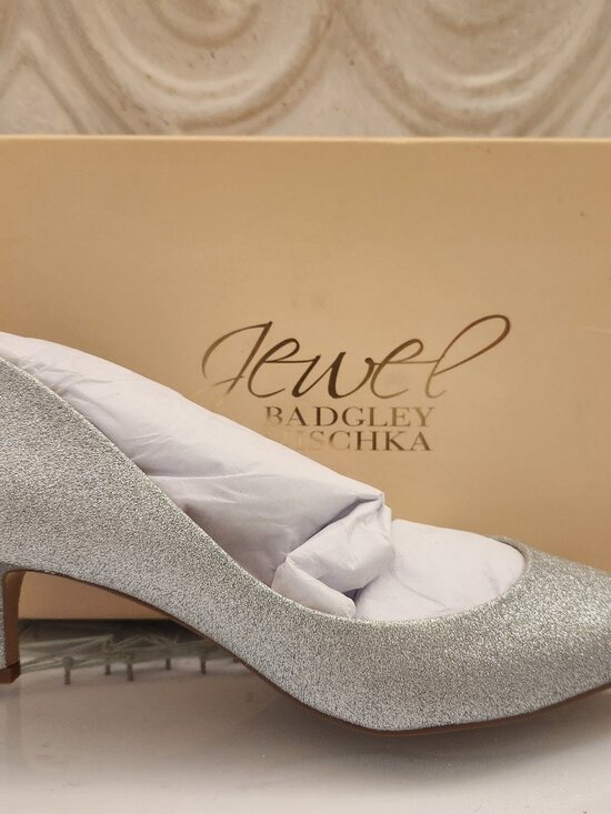 Jewel Badgley Mischka Shoes - Jewel Badgley Mishka Royalty Pointed Silver Toe Kitten Heels. NIB. Size Various